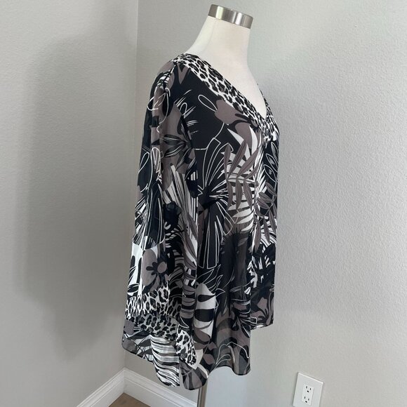 Kim Gravel Belle Womens Plus 2X Poncho Black Gray Jungle Leopard Tunic Top - Picture 2 of 10